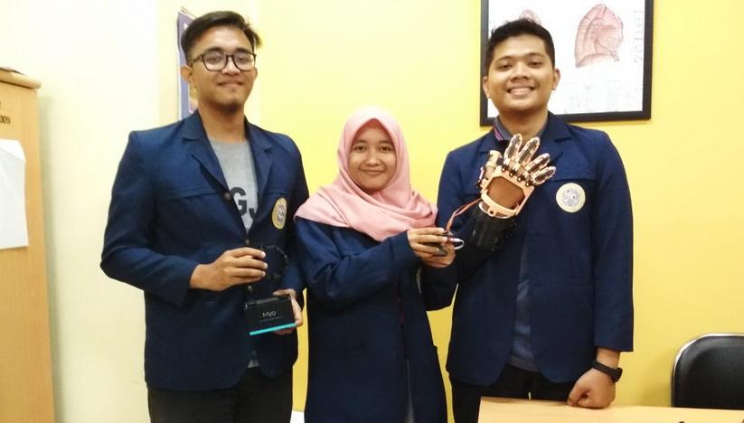 Unair Ciptakan Alat Rehab Medik Stroke Sistem Robotik