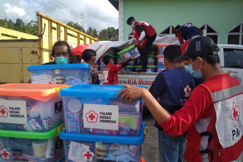 PMI Distribusikan Paket Bantuan untuk Korban Gempa Sulbar