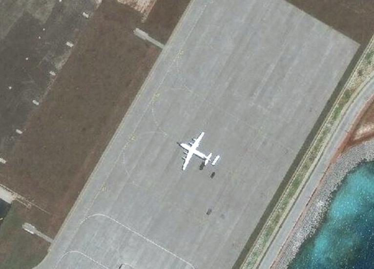 Pesawat Militer Tiongkok Mendarat di LTS
