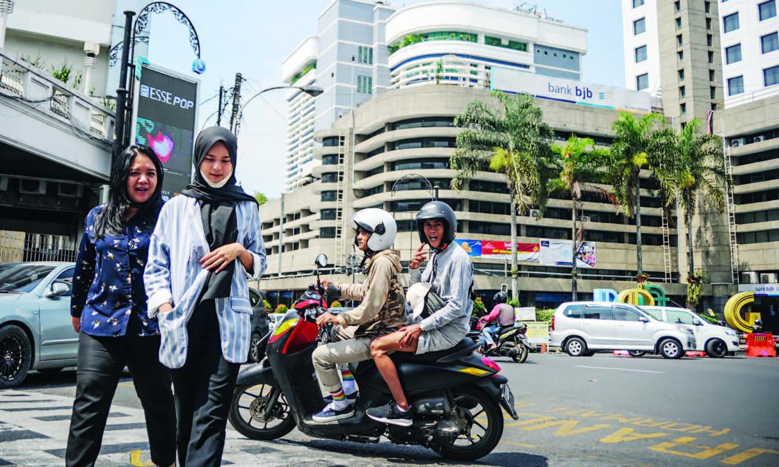 TIDAK MEMAKAI MASKER