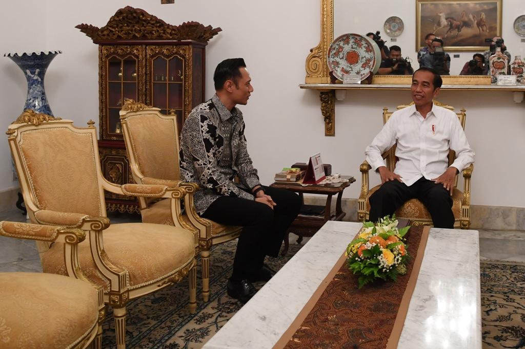 Seskab: Pertemuan Jokowi-AHY Turunkan Tensi Ketegangan