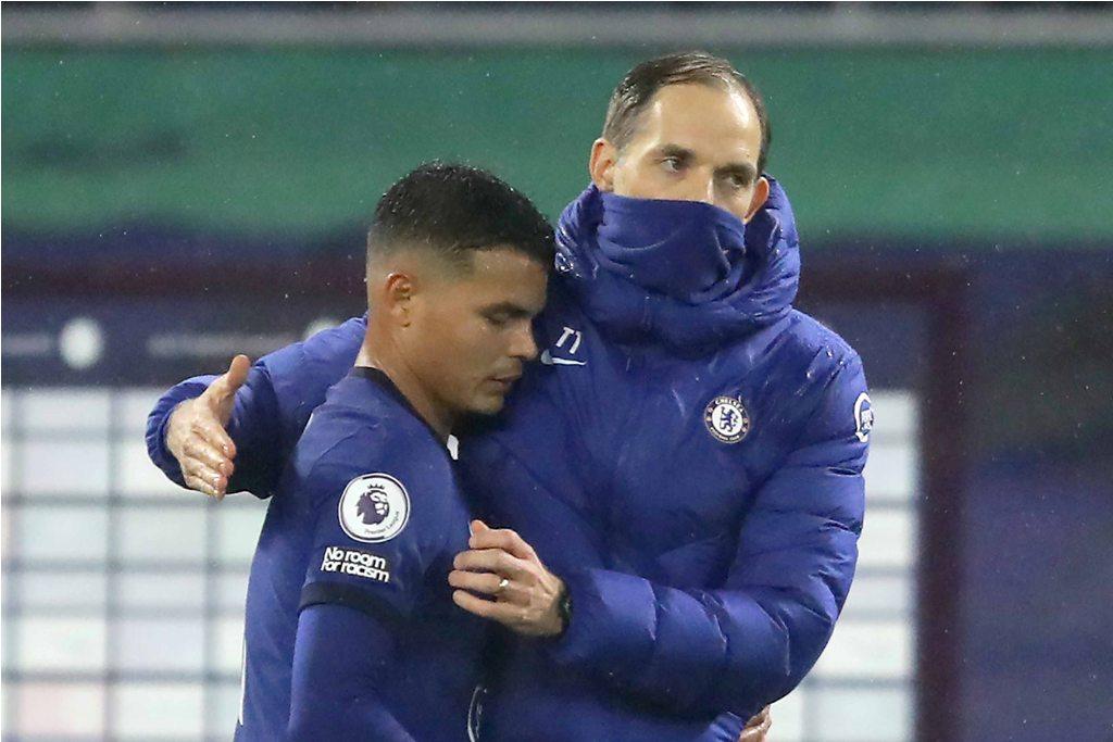 Target Realistis Chelsea Finis Empat Besar