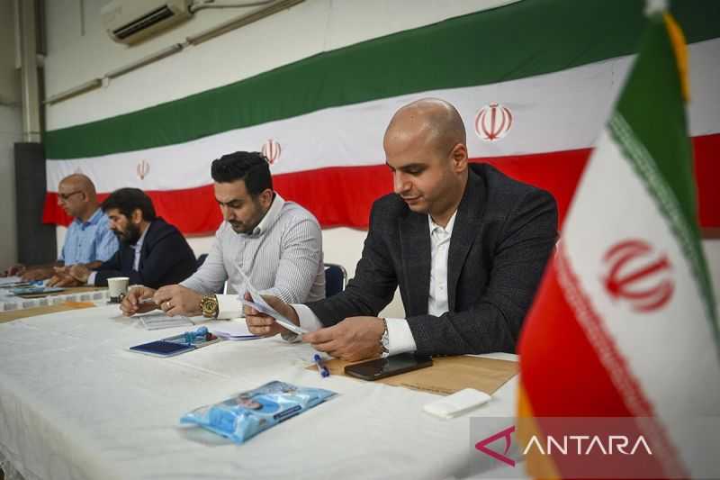 Pilpres Iran, Kandidat Reformis Pimpin Putaran Kedua Jelang Pemungutan Suara