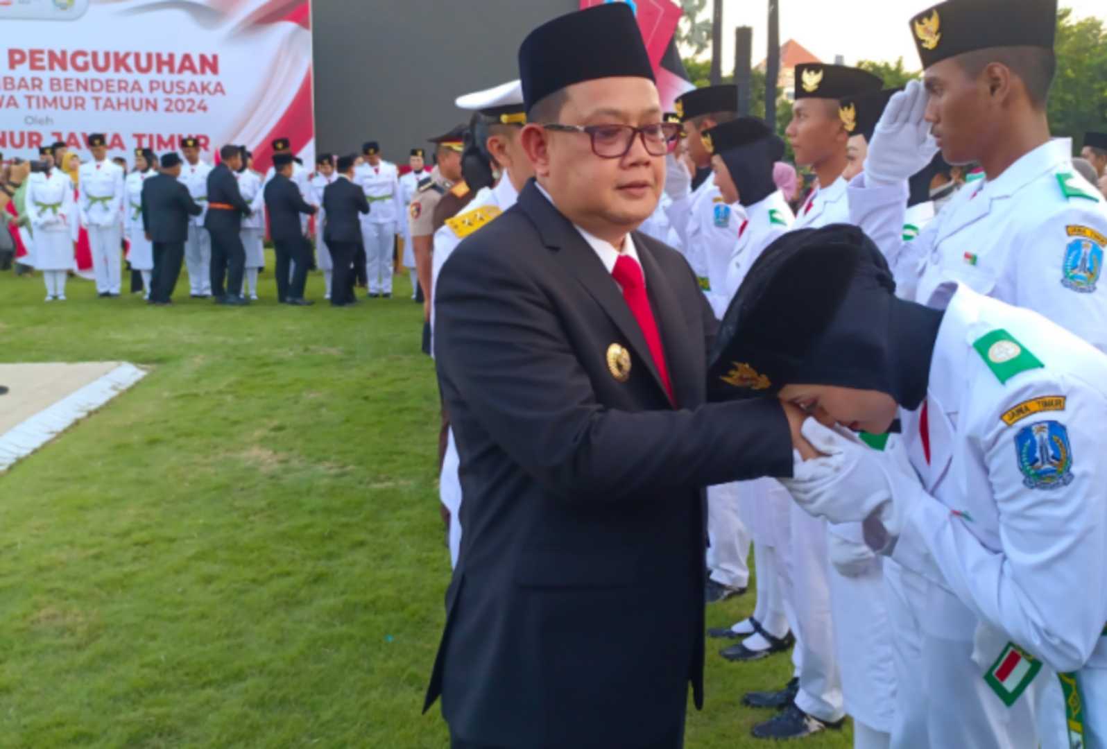 Pj. Gubernur Adhy Instruksikan Koperatif terhadap Penggeledahan KPK di Kantor Setda Provinsi Jatim