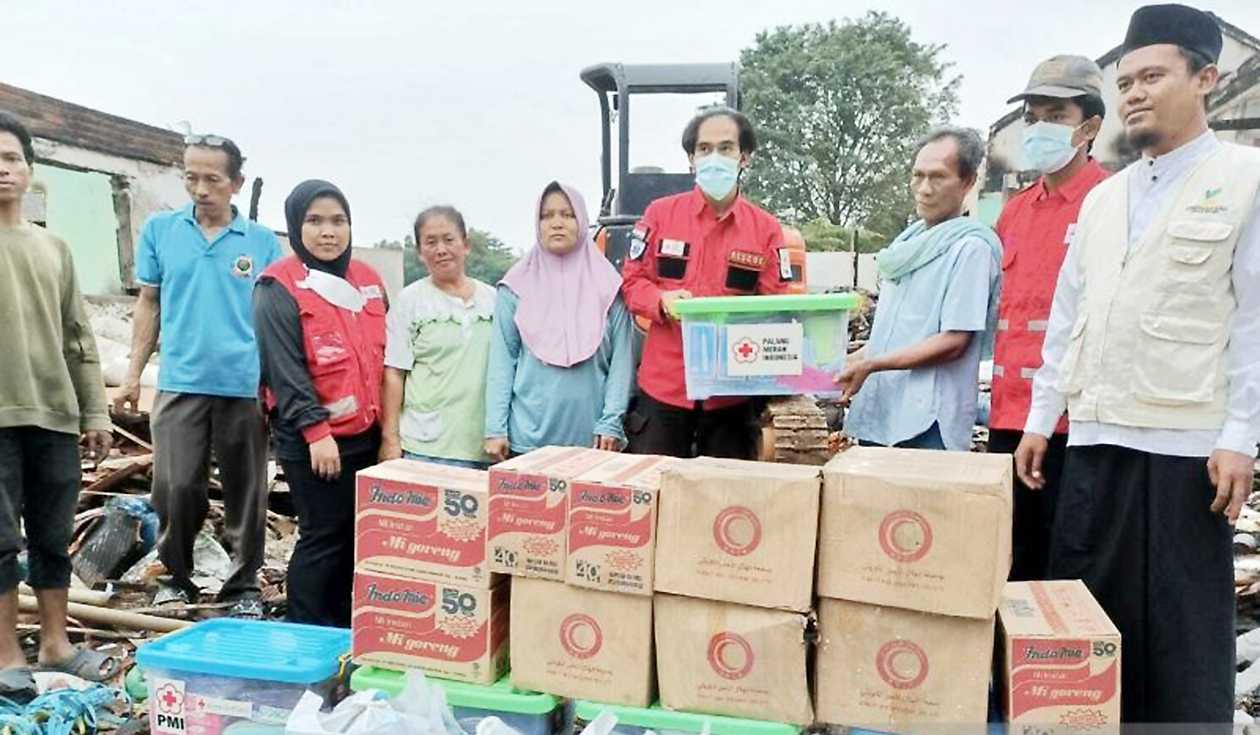 PMI Bekasi Rutin Cek Kesehatan Guru