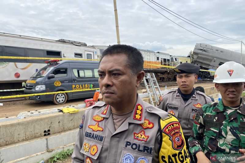 Polda Jabar: 4 Orang Meninggal Akibat Kecelakaan Kereta di Bandung