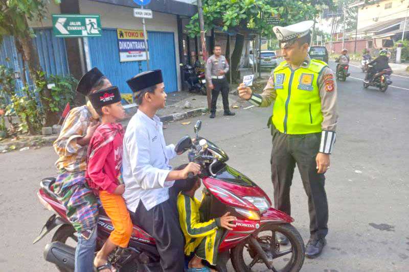 Polda Jabar Tindak 10.961 Pelanggar Sejak Tilang Manual Diberlakukan