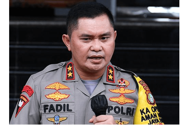 Polda Metro Jaya Kerahkan Personel Gabungan Patroli ke Permukiman Warga