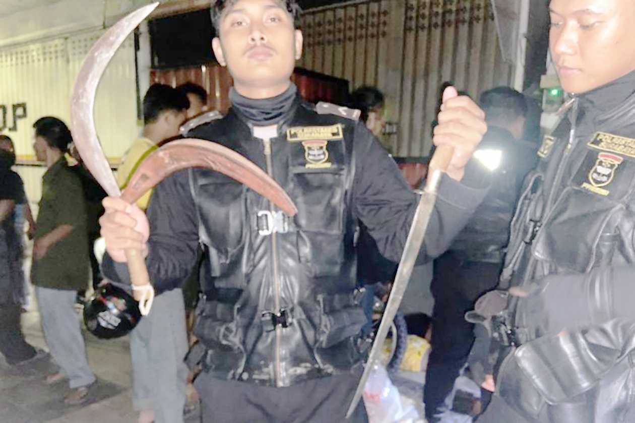 Polisi Gagalkan Tawuran Antar Geng di Surabaya