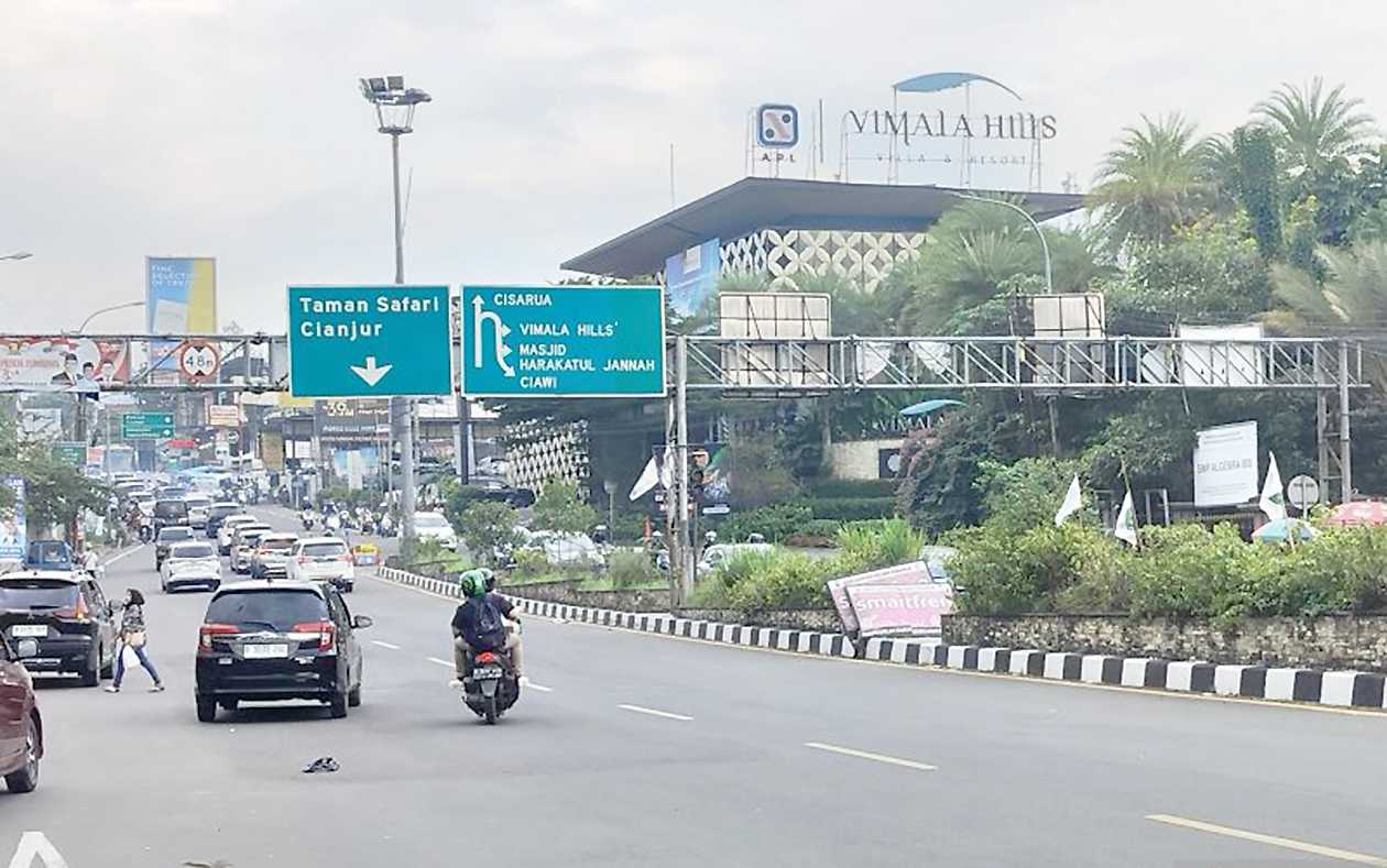 Polisi Kembali Buka Jalan ke Puncak Usai Ditutup Lebih dari 8 Jam