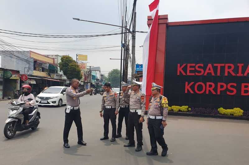 Polisi Kerahkan 330 Personel Atur Lalin Jelang Kedatangan Presiden ke Mako Brimob Depok