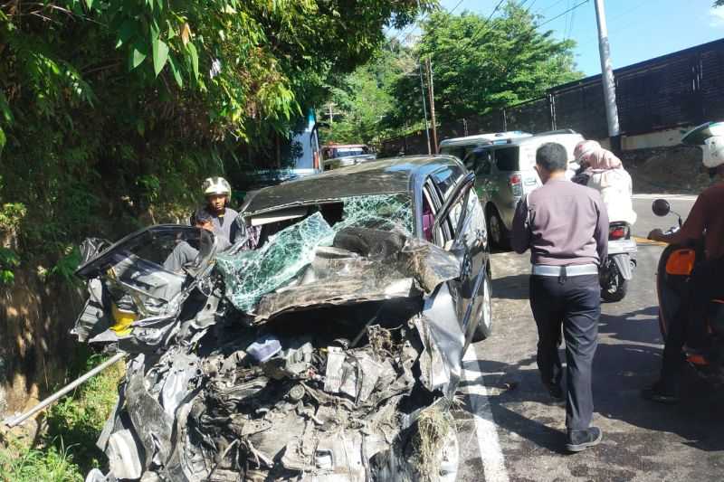 Polisi Masih Mengusut Penyebabnya, Polresta Padang Tangani Kecelakaan di Jalan Padang-Painan