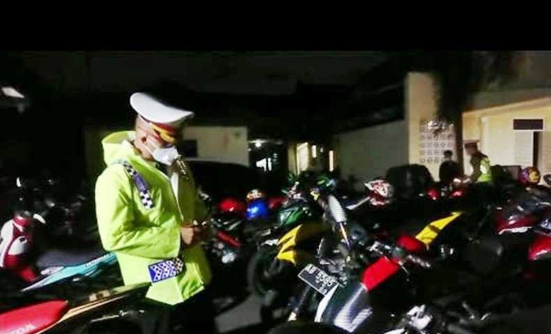 Polres Kota Surakarta Sita Ratusan Sepeda Motor Knalpot Brong