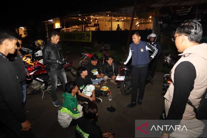 Polres Sukabumi Kota tangkap pemuda bawa clurit
