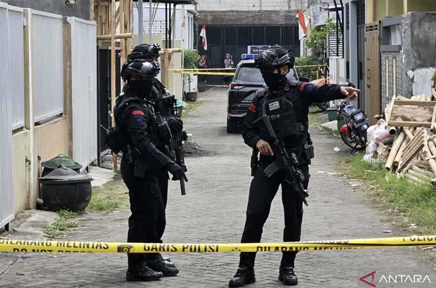 Polri Tangkap Teroris di Batu