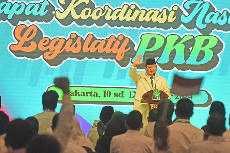 Prabowo: Partai Jangan Tugaskan  Menteri Cari Uang dari APBN