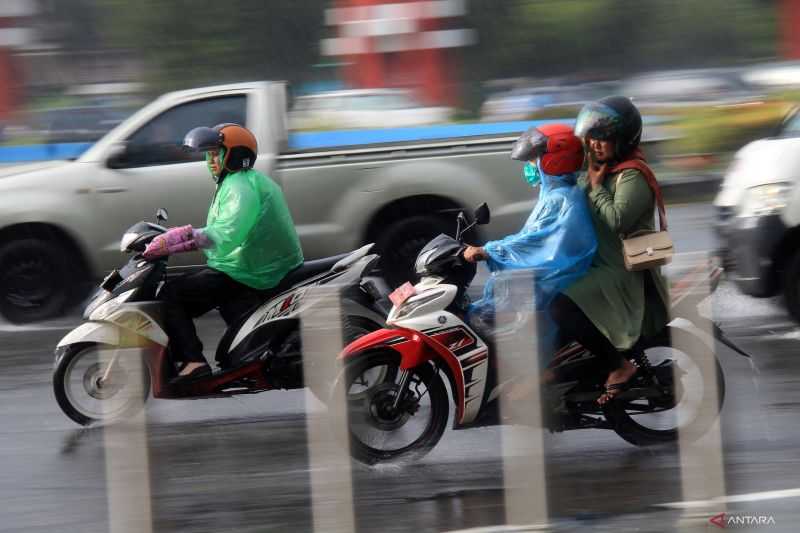 Prakiraan Cuaca, BMKG: Hujan Ringan Hingga Sedang Mengguyur Indonesia