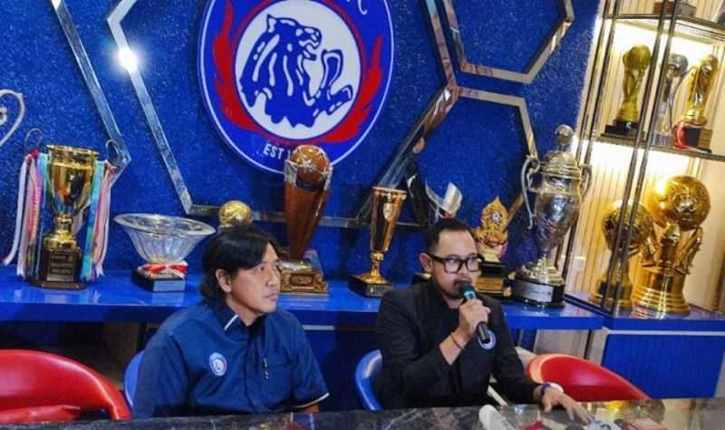 Presiden Arema FC Siap Bertanggung Jawab Atas Tragedi Kanjuruhan