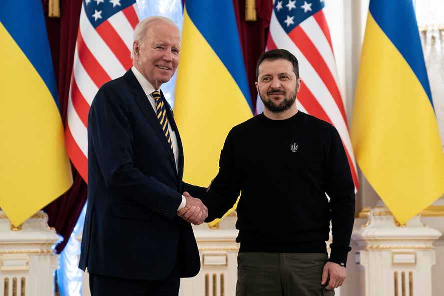 Presiden Biden Mendadak Berkunjung ke Kyiv
