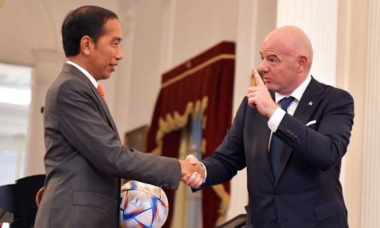 Presiden FIFA ke Indonesia, Jokowi Ungkap Stadion Kanjuruhan Bakal Diruntuhkan