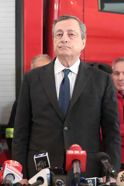 Presiden Italia Tolak Pengunduran Diri PM Draghi