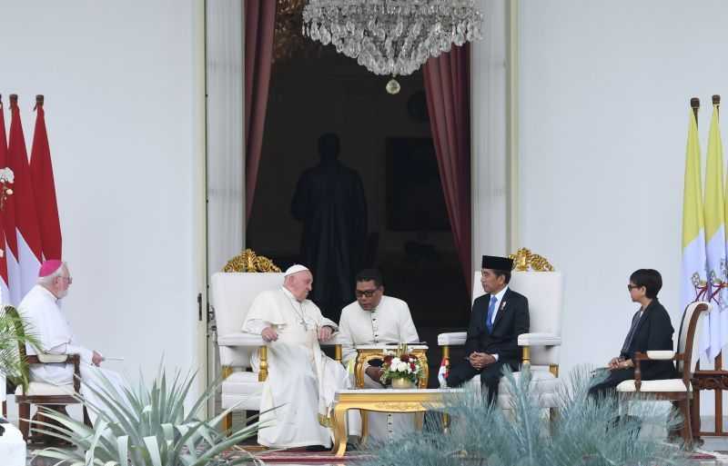 Presiden Joko Widodo Nilai Kunjungan Paus Fransiskus Miliki Pesan Kuat Rayakan Perbedaan