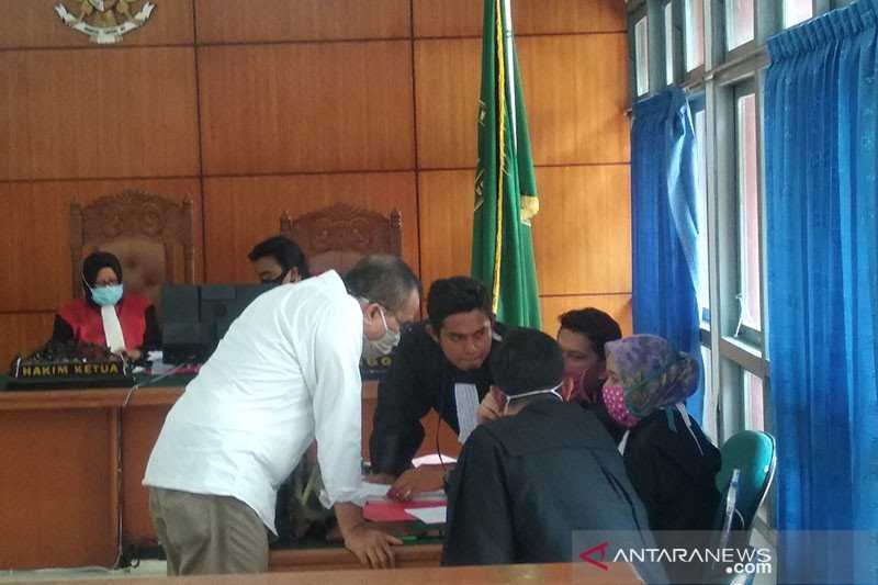 Presiden Joko Widodo Tanda Tangani Keppres Amnesti untuk Dosen Saiful Mahdi