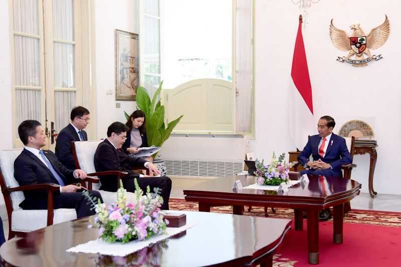 Presiden Joko Widodo Terima Kunjungan Kehormatan Menlu Tiongkok
