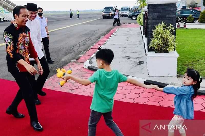 Presiden Jokowi Bersama Keluarga Berlebaran di Solo