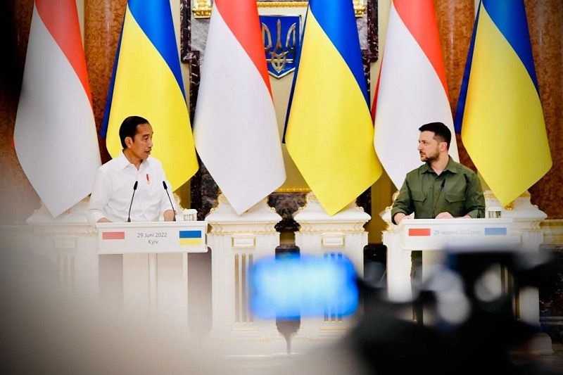 Presiden Jokowi dan Zelensky Diskusi Situasi Ukraina Hingga Kesepakatan Laut Hitam