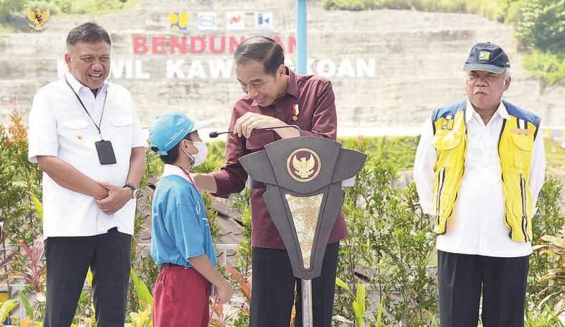 PRESIDEN JOKOWI MERESMIKAN BENDUNGAN KUWIL KAWANGKOAN DI MINAHASA UTARA