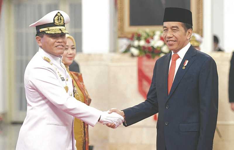 Presiden Jokowi Minta KSAL Muhammad Ali Jaga Kedaulatan di Laut