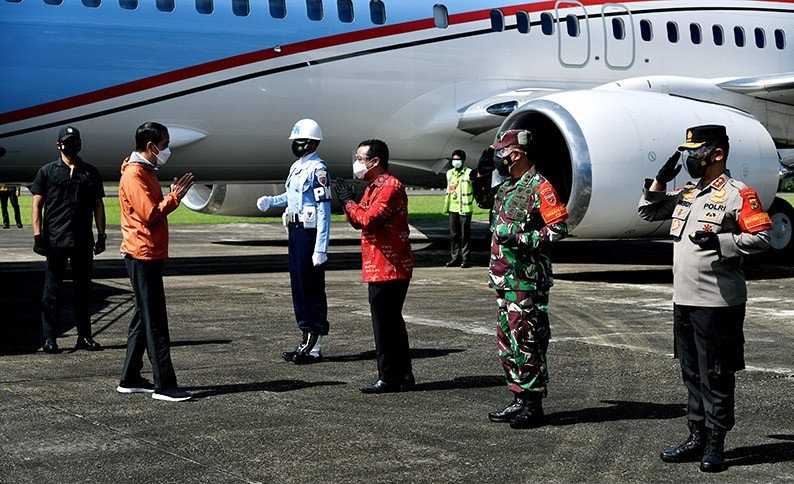 Presiden Jokowi Resmikan Bandara Toraja