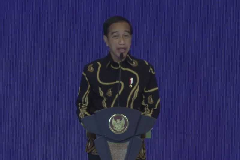 Presiden Jokowi : Semoga Kebahagiaan dan Kedamaian Senantiasa Memayungi