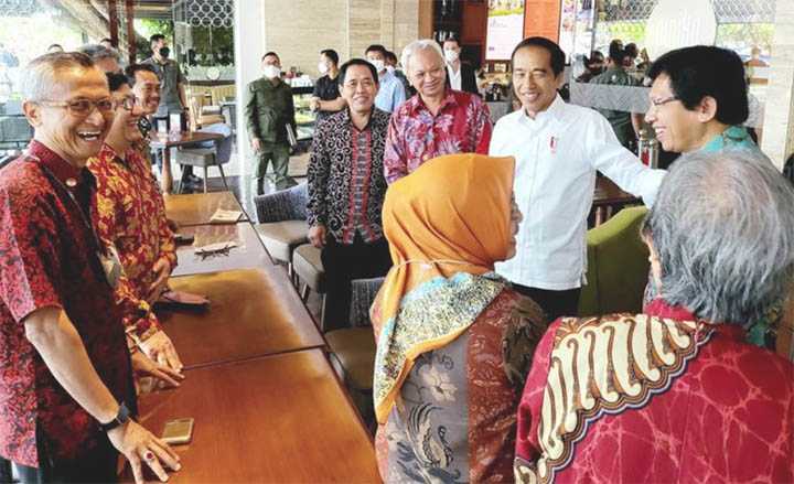 Presiden Jokowi Temui Teman Semasa Kuliah di Yogya