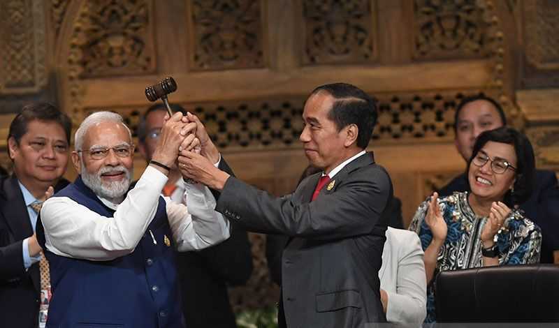 Presiden Jokowi Tutup KTT G20 Serahkan Kepemimpinan ke India