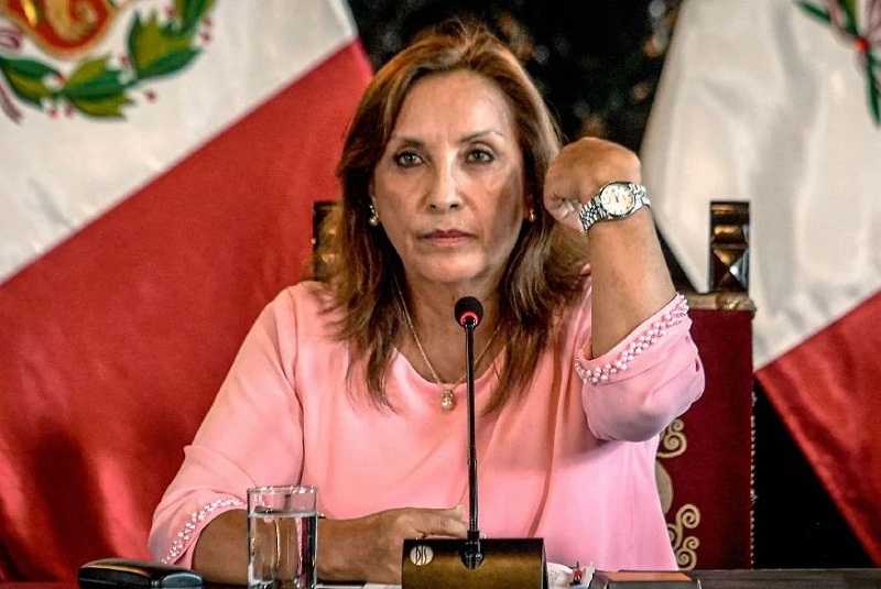 Presiden Peru Dituduh Lakukan Suap dalam Skandal Rolexgate