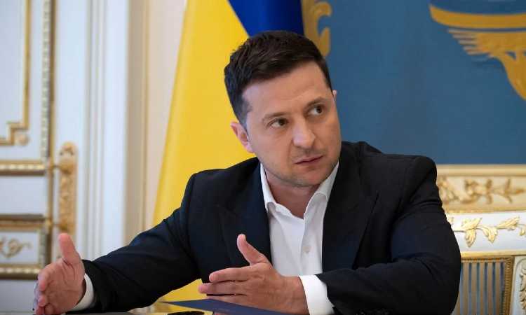 Presiden Ukraina Volodymyr Zelensky Geram dan Sebut Rusia Hancurkan Upaya Damai Pasca Vladimir Putin Deklarasikan Kemerdekaan Dua Wilayahnya 