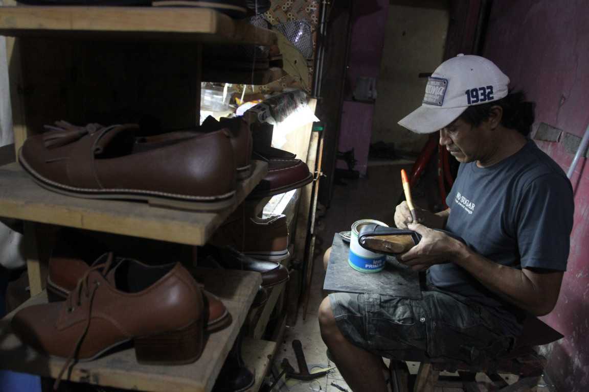 Produksi Sepatu Kulit