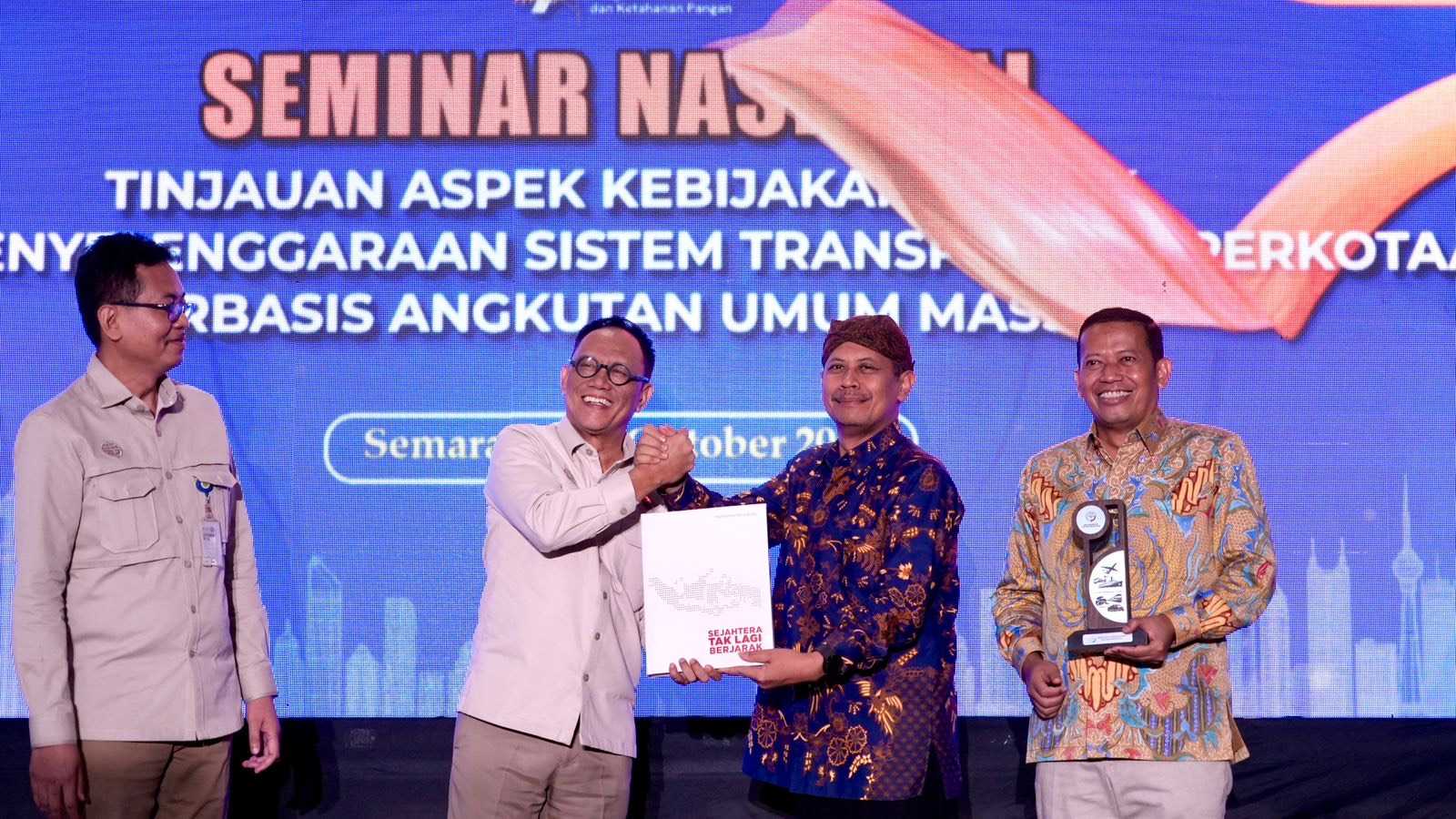 Program 'Teman Bus' Atasi Masalah Transportasi Perkotaan