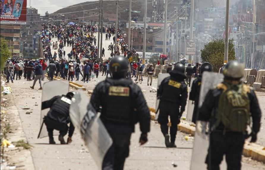Protes Anti-pemerintah di Peru Tewaskan 17 Orang Pengunjuk Rasa