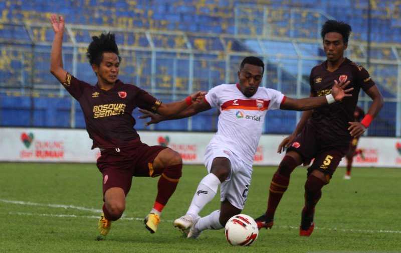 PSM Makassar dan Persipura Jayapura Bermain Imbang 1-1