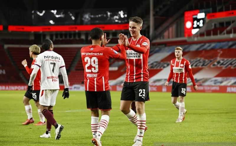 PSV dan Ajax Melaju ke Perempat Final KNVB Beker