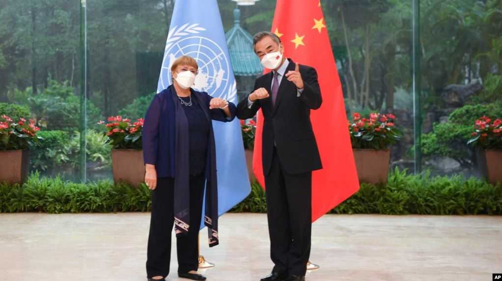 Pulang dari Tiongkok, Komisaris HAM PBB Diminta Mundur karena Dianggap Hanya Membeo Beijing