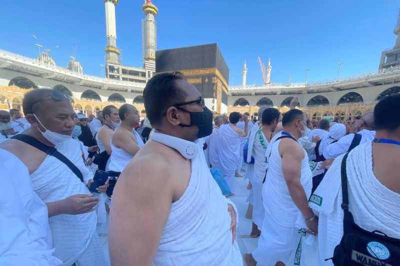 Puluhan Jamaah Ditelantarkan Travel Nakal, Menag Yaqut: Sanksi Tegas Travel Haji yang Tak Sesuai Aturan