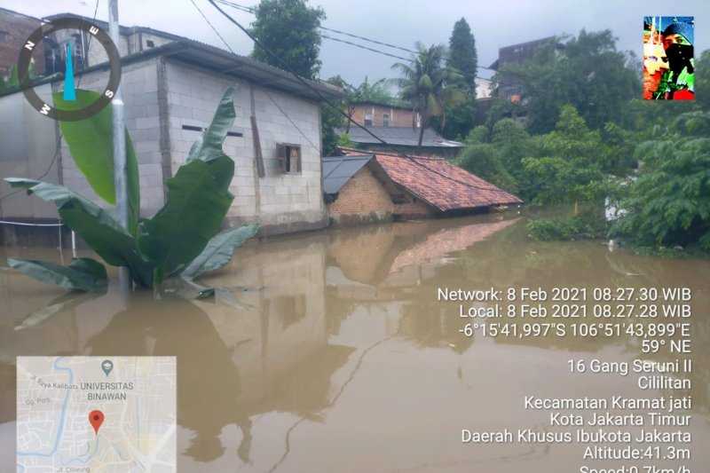 Puluhan Rumah Dihantam Banjir Bandang