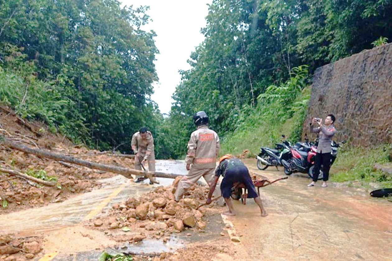 PUPR: Akses Jalan Nasional di Perbatasan RI-Malaysia Sudah Normal