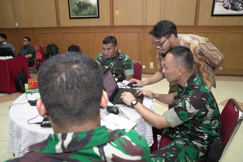 Puspen TNI Selenggarakan Pelatihan Sistem Aplikasi Monitoring Infonet dan Media Center