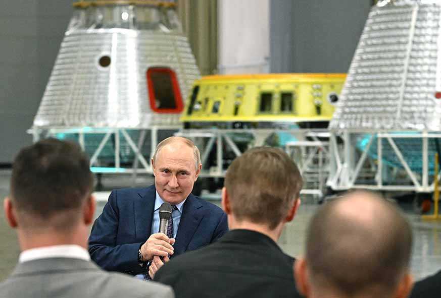 Putin: Pengganti ISS Akan Mengorbit Pada 2027