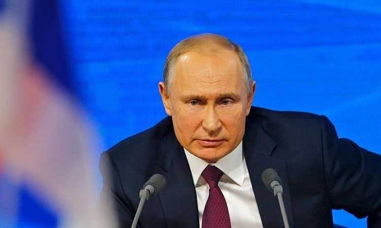 Putin Teken Dekrit Wajib Militer pada Warganya untuk Lawan Ukraina